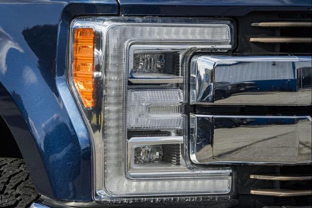 Photo of 2019 Blue Jeans Metallic Ford F-350