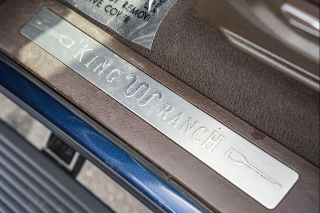 Photo of 2019 Blue Jeans Metallic Ford F-350