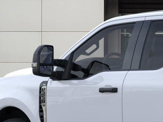 Photo of 2025 Oxford White Ford F-250