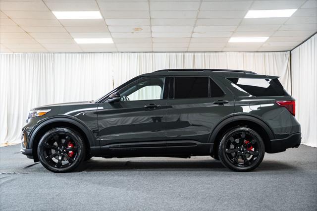 Photo of 2023 Forged Green Metallic Ford Explorer