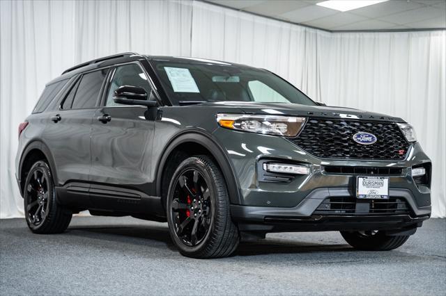 Photo of 2023 Forged Green Metallic Ford Explorer
