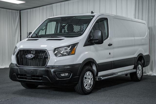 Photo of 2023 Oxford White Ford Transit-250