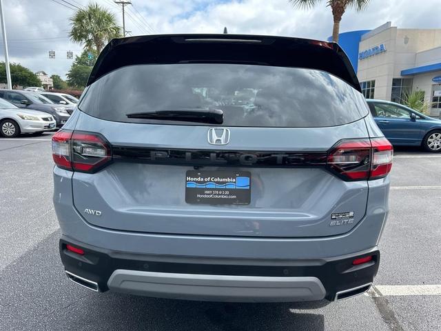 Photo of 2023 Sonic Gray Pearl Honda Pilot