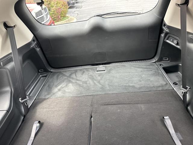 Photo of 2023 Sonic Gray Pearl Honda Pilot