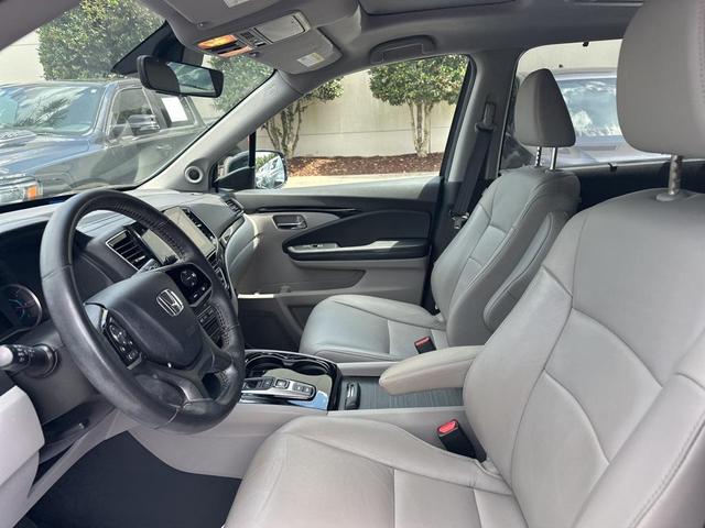 Photo of 2022 Steel Sapphire Metallic Honda Pilot