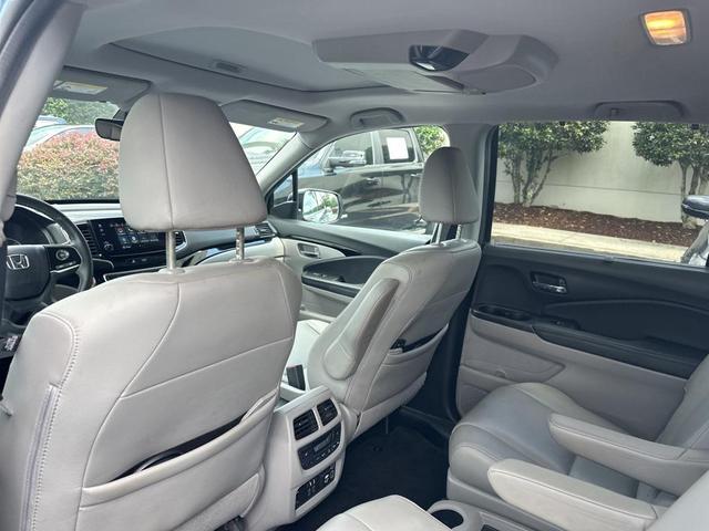 Photo of 2022 Steel Sapphire Metallic Honda Pilot