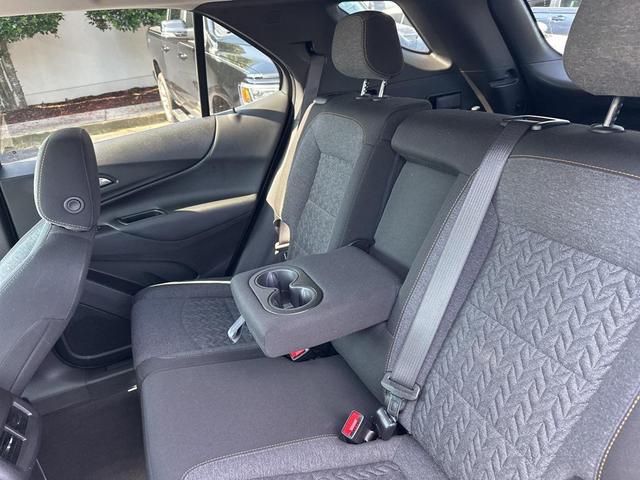 Photo of 2022 Summit White Chevrolet Equinox
