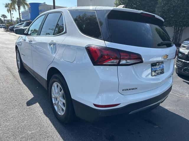 Photo of 2022 Summit White Chevrolet Equinox