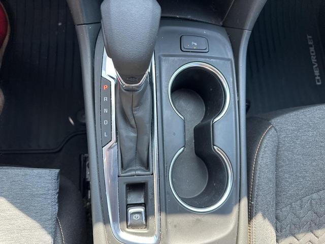 Photo of 2022 Summit White Chevrolet Equinox