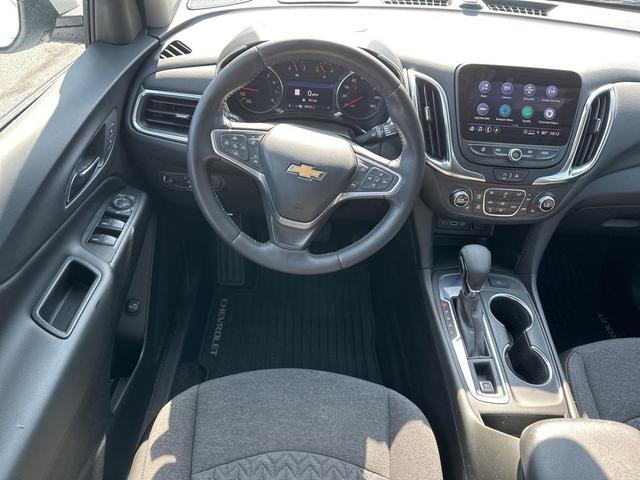 Photo of 2022 Summit White Chevrolet Equinox