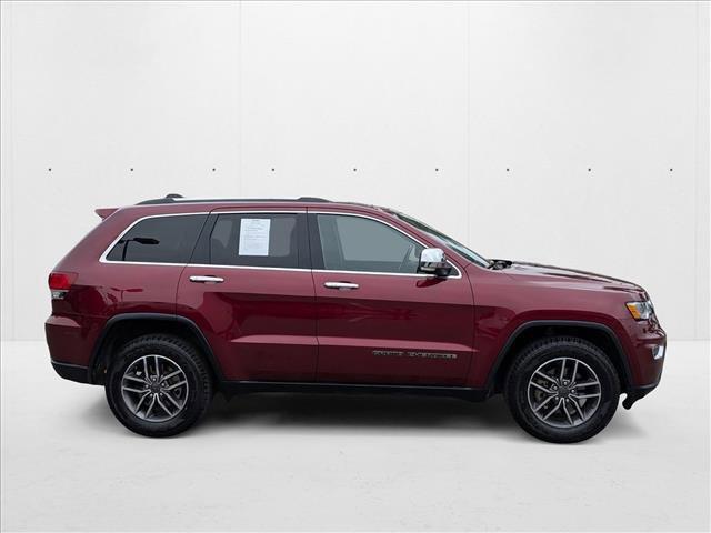 Photo of 2020 Velvet Red Pearlcoat Jeep Grand Cherokee