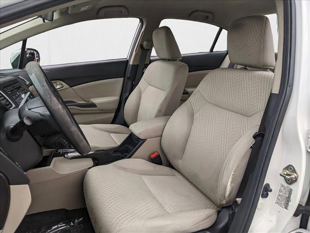 Photo of 2014 Taffeta White Honda Civic