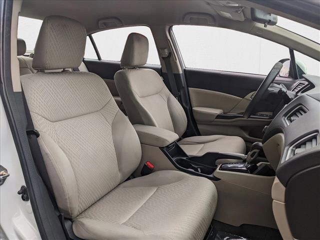 Photo of 2014 Taffeta White Honda Civic