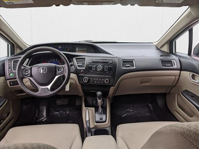 Photo of 2014 Taffeta White Honda Civic