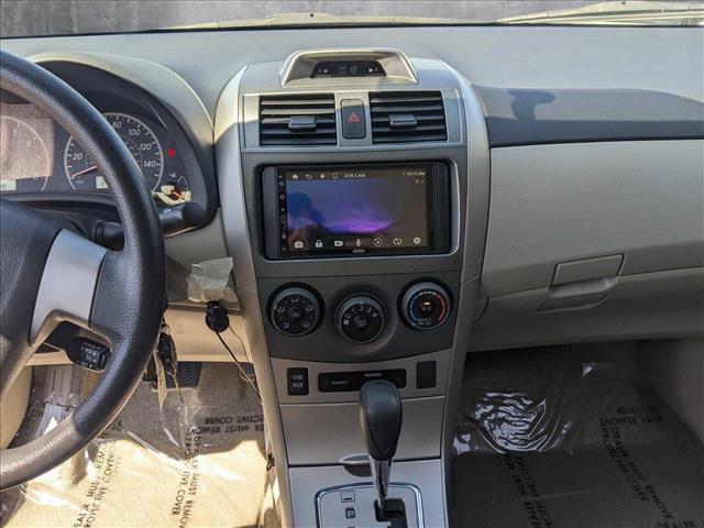 Photo of 2013 Magnetic Gray Metallic Toyota Corolla
