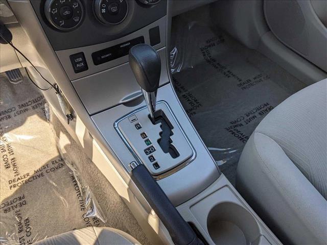 Photo of 2013 Magnetic Gray Metallic Toyota Corolla