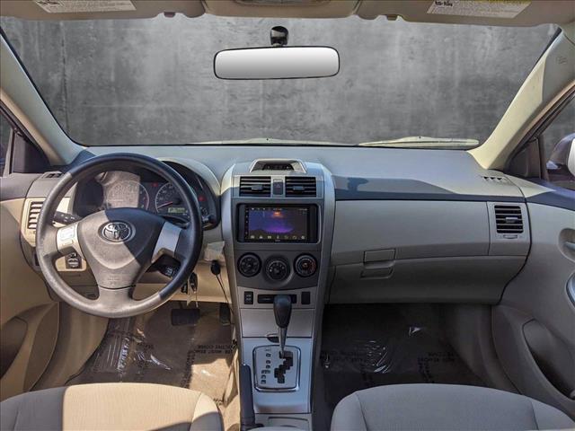 Photo of 2013 Magnetic Gray Metallic Toyota Corolla