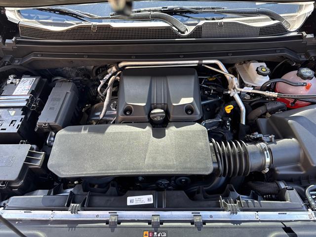 Photo of 2025 Onyx Black GMC Canyon