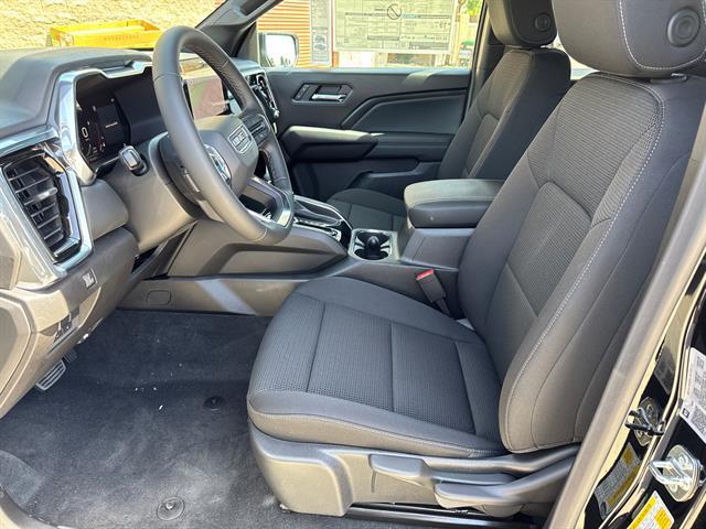 Photo of 2025 Onyx Black GMC Canyon