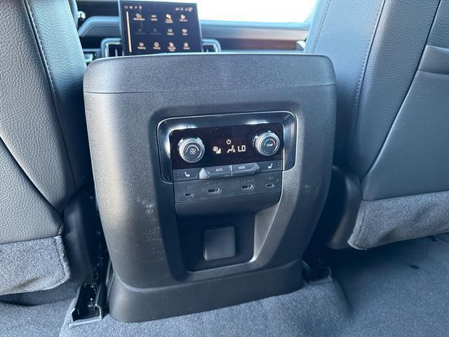 Photo of 2025 Sterling Metallic GMC Yukon XL