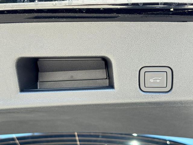 Photo of 2026 ebony twilight metallic Buick Enclave