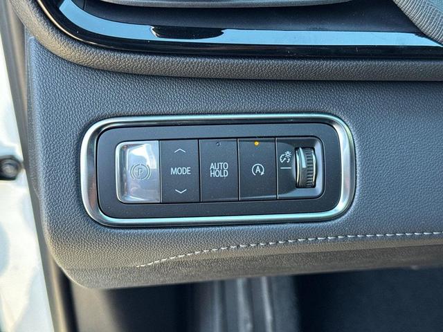 Photo of 2026 summit white Buick Enclave