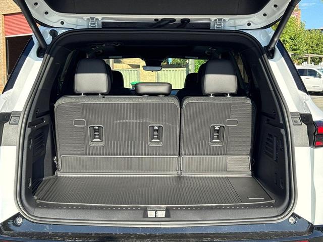 Photo of 2026 summit white Buick Enclave