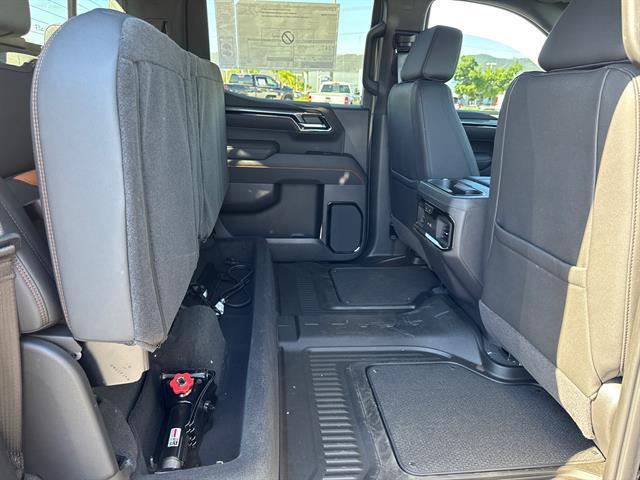 Photo of 2025 Onyx Black GMC Sierra 1500