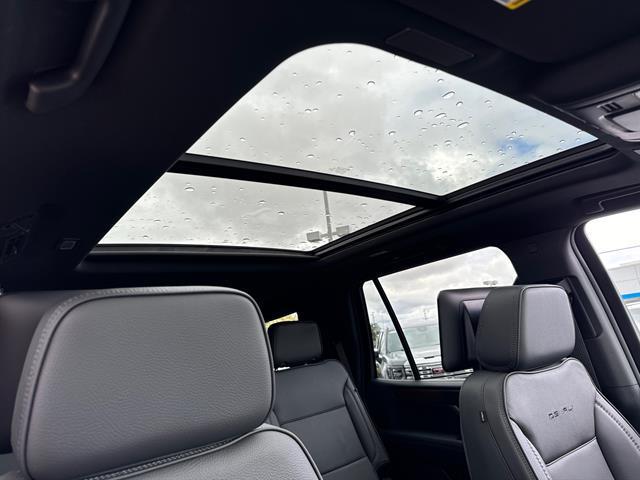 Photo of 2025 Downpour Metallic GMC Yukon