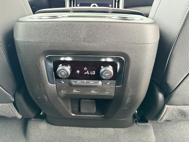 Photo of 2025 Downpour Metallic GMC Yukon