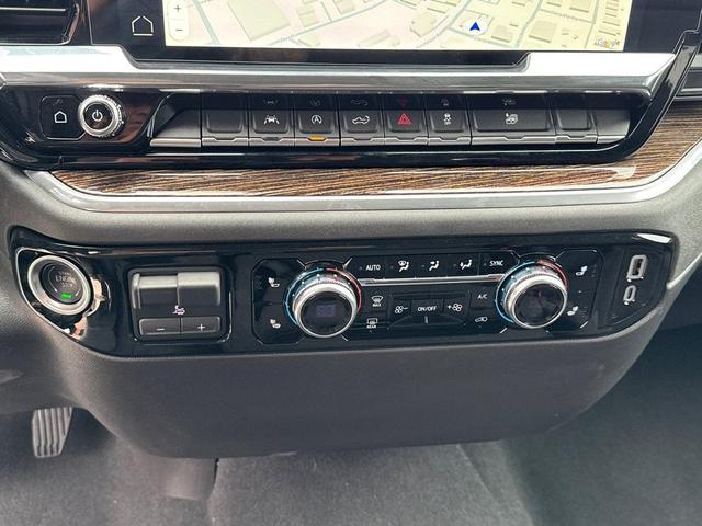 Photo of 2025 Summit White GMC Sierra 1500