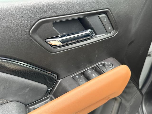 Photo of 2025 Sterling Metallic GMC Canyon
