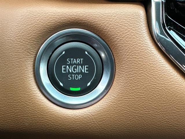 Photo of 2025 Sterling Metallic GMC Canyon