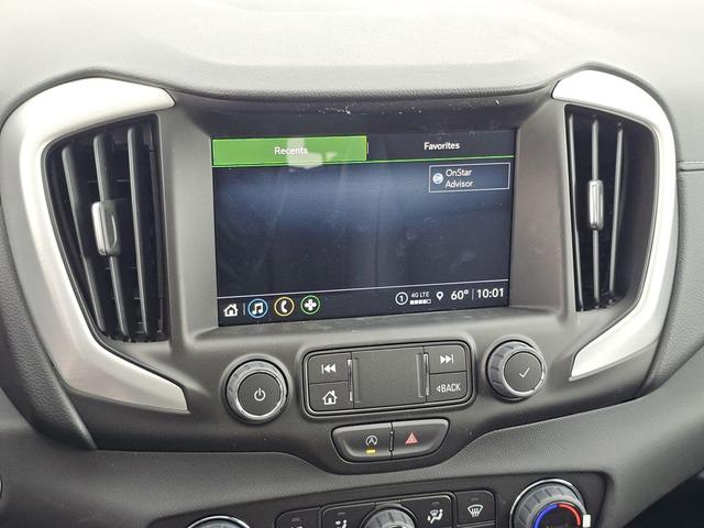 Photo of 2024 Summit White GMC Terrain