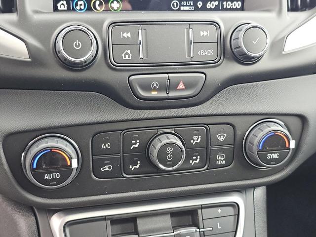 Photo of 2024 Summit White GMC Terrain