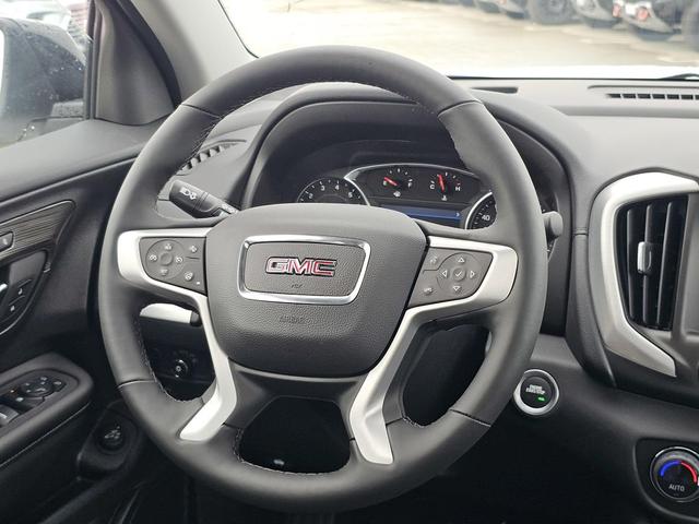 Photo of 2024 Summit White GMC Terrain