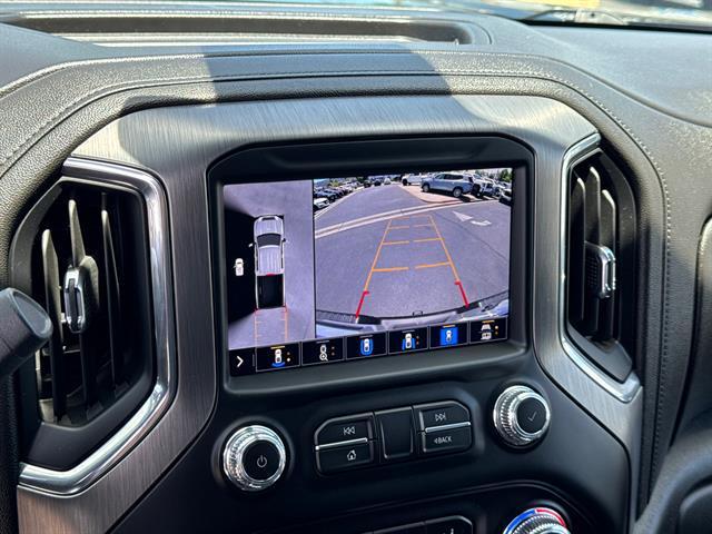 Photo of 2023 Onyx Black GMC Sierra 2500