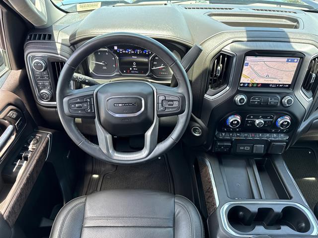 Photo of 2023 Onyx Black GMC Sierra 2500