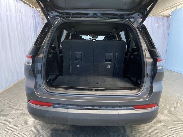 Photo of 2024 Metallic Jeep Grand Cherokee L