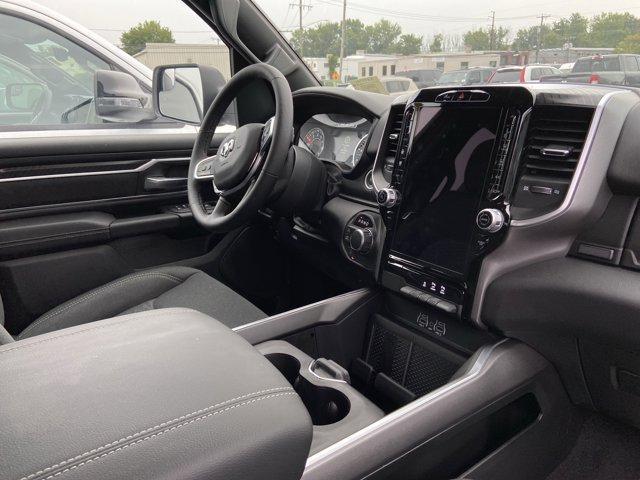 Photo of 2025 Bright White Clearcoat RAM 1500
