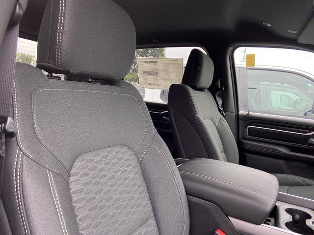 Photo of 2025 Bright White Clearcoat RAM 1500