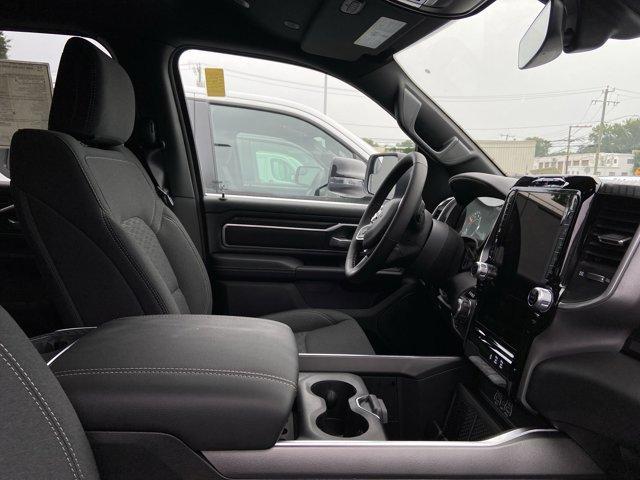 Photo of 2025 Bright White Clearcoat RAM 1500