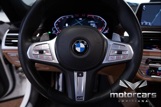 Photo of 2020 Mineral White Metallic BMW 750