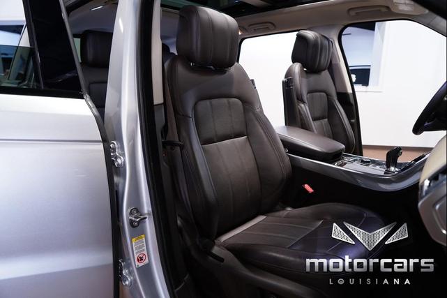 Photo of 2019 Indus Silver Metallic Land Rover Range Rover Sport