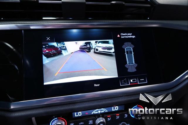 Photo of 2020 Ibis White Audi Q3