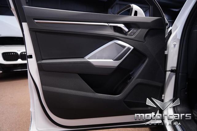 Photo of 2020 Ibis White Audi Q3