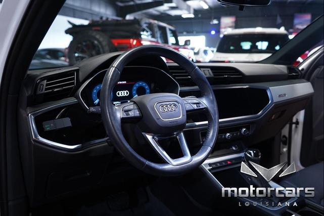 Photo of 2020 Ibis White Audi Q3