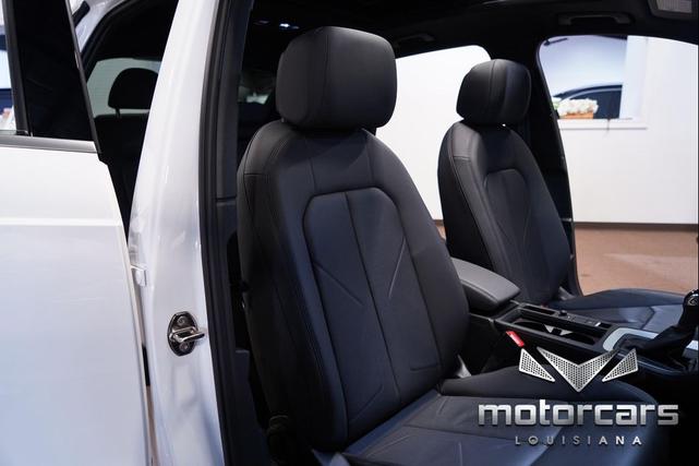 Photo of 2020 Ibis White Audi Q3