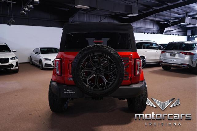 Photo of 2023 Hot Pepper Red Tinted Clearcoat Ford Bronco