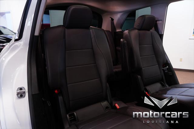 Photo of 2023 Polar White Mercedes-Benz GLS 450